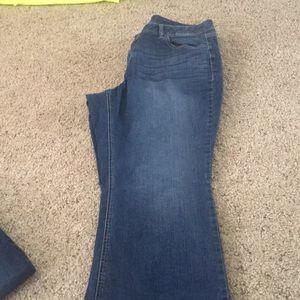 Boot cut jeans